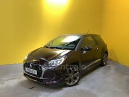 DS DS 3 17 650 €
