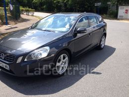 VOLVO V60 photo