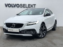 Photo d(une) VOLVO  II (2) CROSS COUNTRY D2 120 ADBLUE GEARTRONIC d'occasion sur Lacentrale.fr