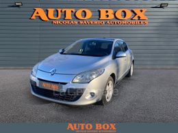 Photo d(une) RENAULT  II (2) 1.6 16V 110 AUTHENTIQUE 5P d'occasion sur Lacentrale.fr